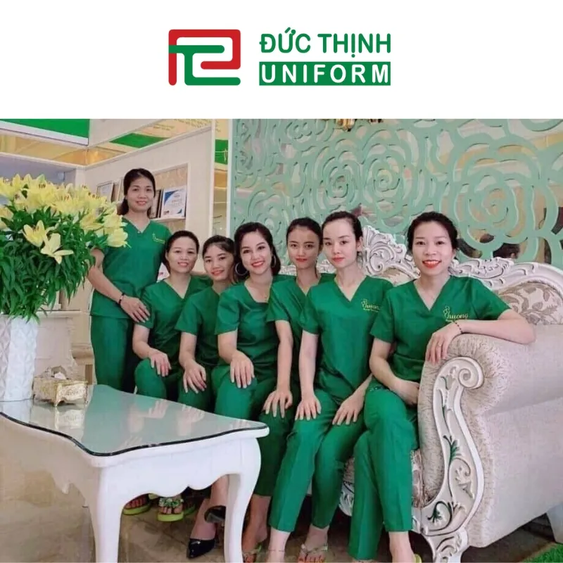 Bộ đồng phục tiệm nail cổ tim