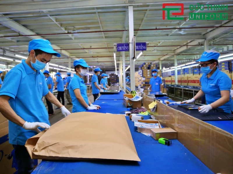 Quy trình đặt may áo thun đồng phục công nhân Bình Dương