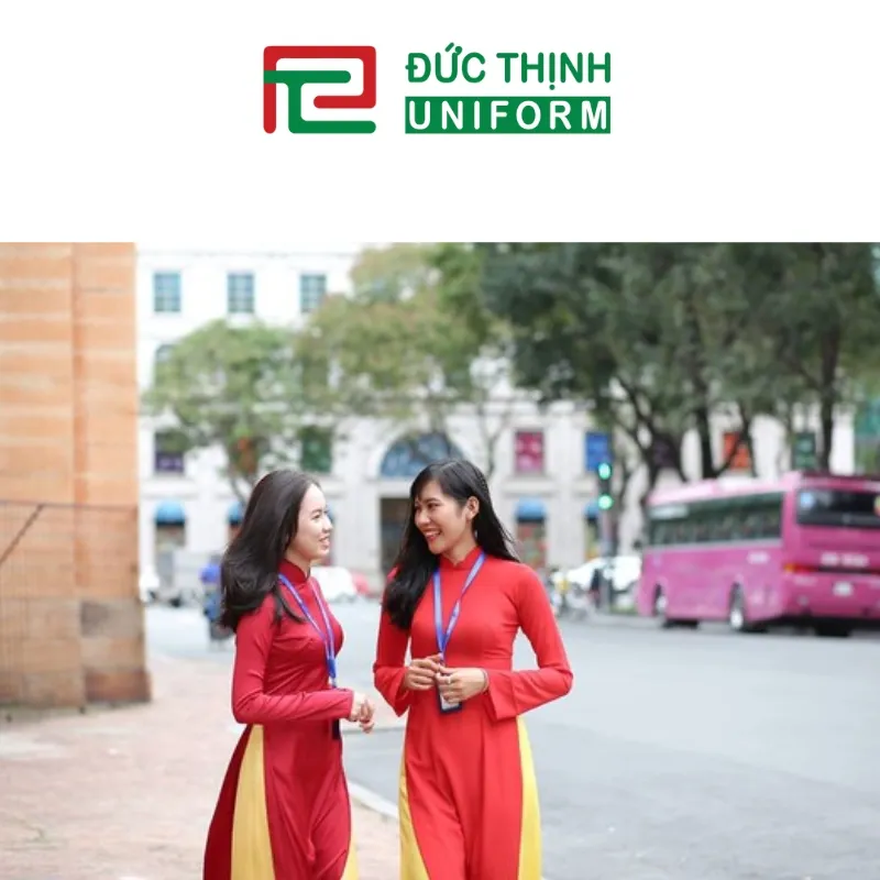 Áo dài là sự lựa chọn cho các trường nghề văn hóa, du lịch